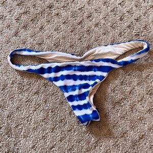 Acacia pacific tides bottoms